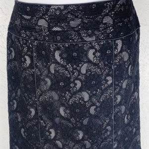 NWT Relativity Lace Overlay Pencil Skirt- Size 16P